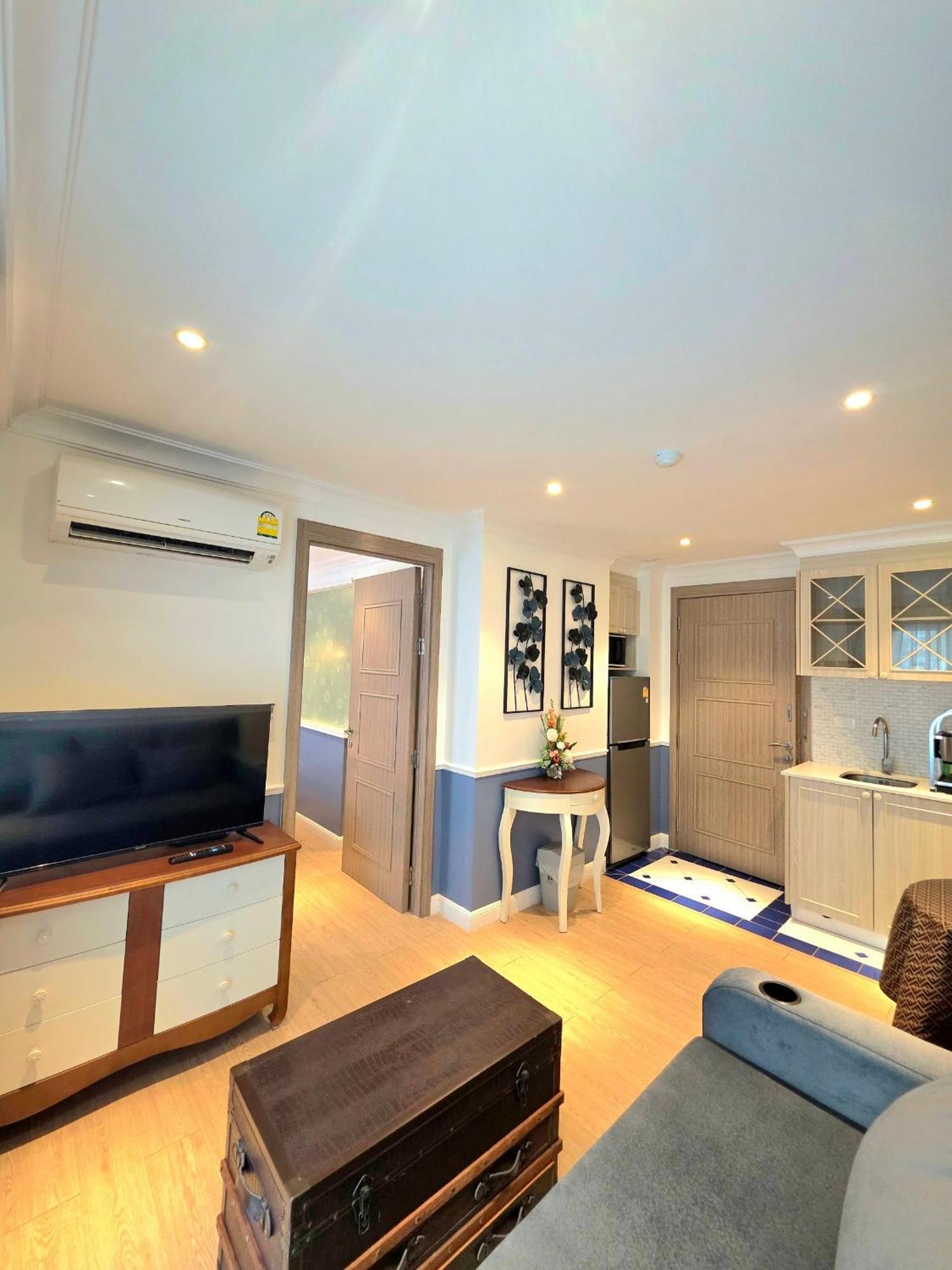 Seven Seas Cote D'Azur Resort Jomtien Na Chom Thian Dış mekan fotoğraf